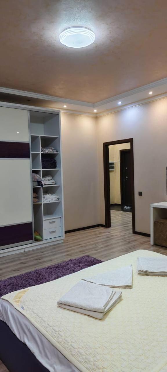 Nurly Tau 2Room Apartments Almaty Ngoại thất bức ảnh