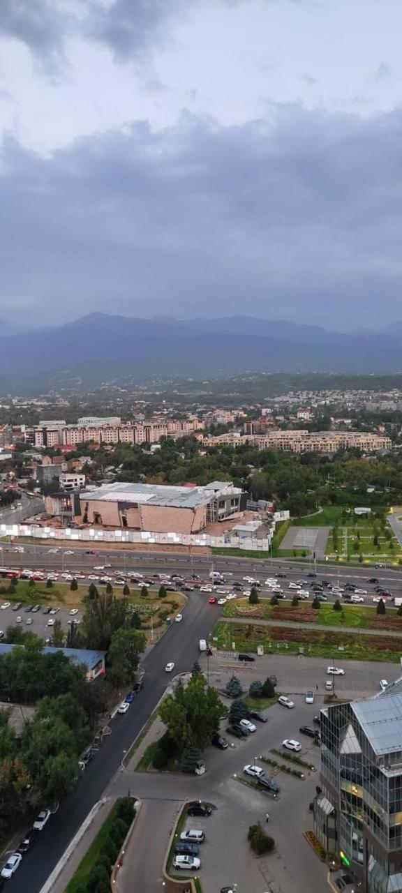 Nurly Tau 2Room Apartments Almaty Ngoại thất bức ảnh