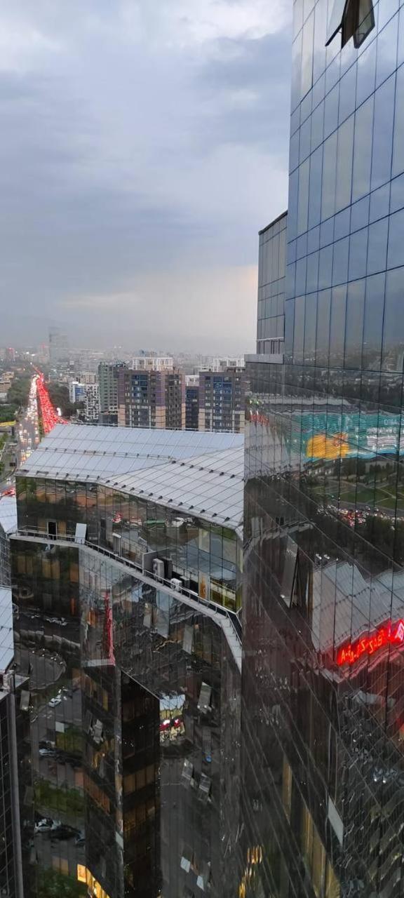 Nurly Tau 2Room Apartments Almaty Ngoại thất bức ảnh