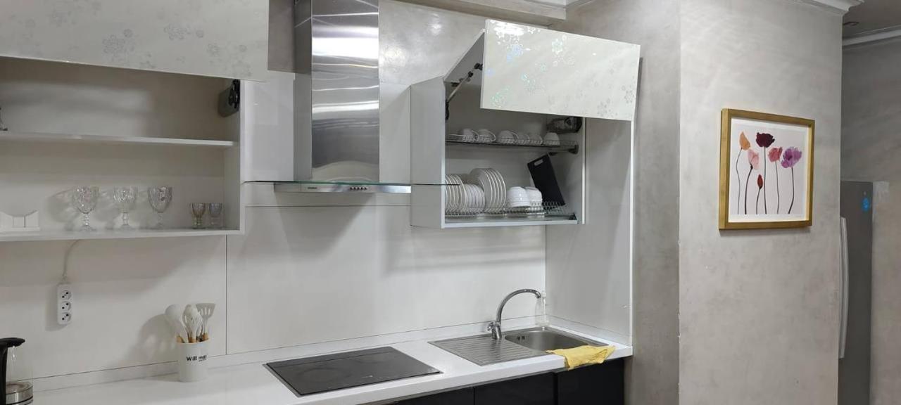 Nurly Tau 2Room Apartments Almaty Ngoại thất bức ảnh